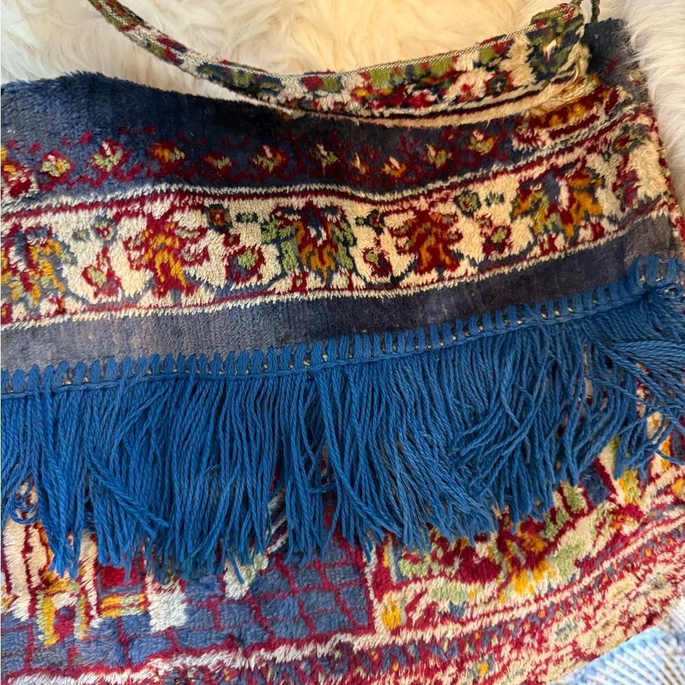 Groovy Bohemian style 1970s Carpet Fringed Tote Bag - Picture 4 of 16